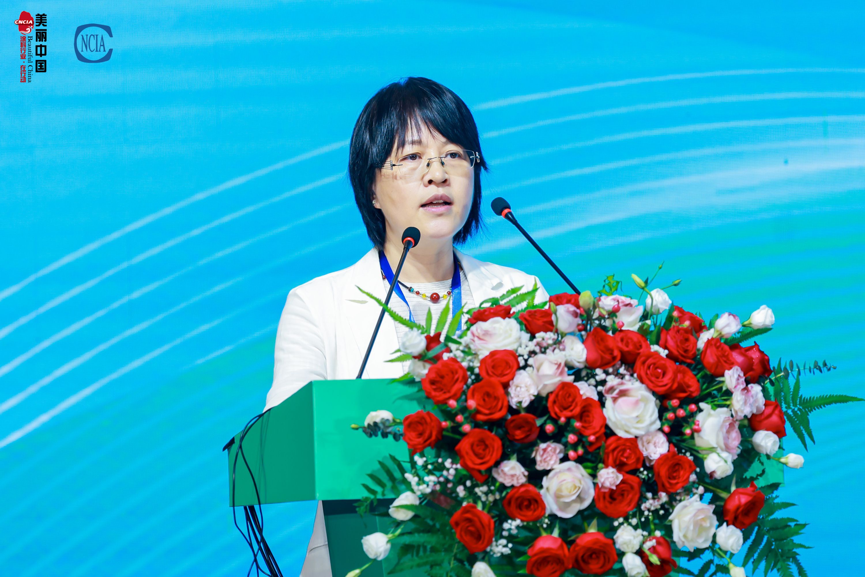生態環境部固體廢物與化學品管理技術中心化學品部副主任（主持工作）盧玲致辭